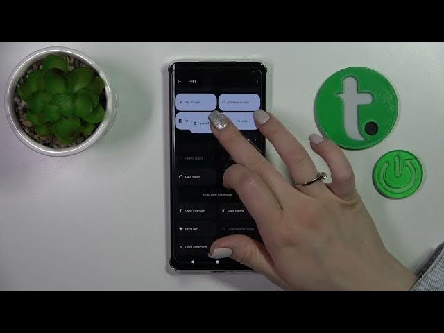 Video thumbnail for How to Edit the Layout of Notification Panel Shortcuts on MOTOROLA Edge 40