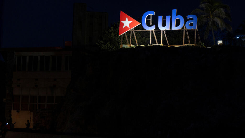 Video thumbnail for Millions without power in Cuba as electrical grid collapses again