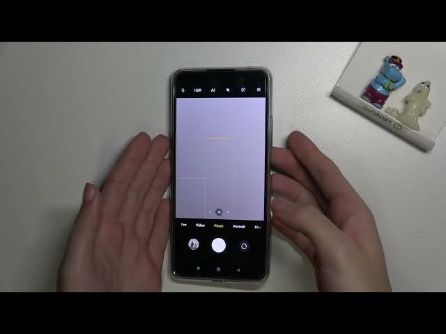 Video thumbnail for How to Turn On / Turn Off the Camera Leveler on XIAOMI 11 Lite 5G NE