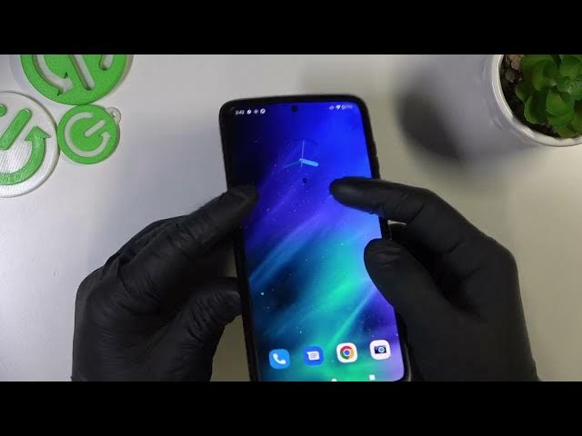 Video thumbnail for Motorola Razr 2022 - Does It Have Headphones Jack