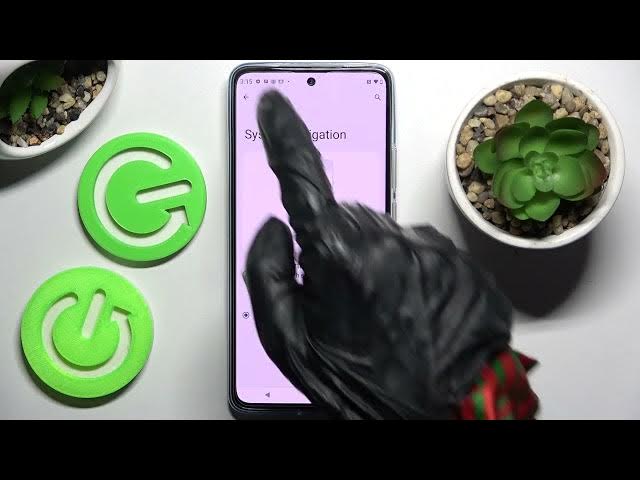 Video thumbnail for How to Activate One Handed Mode in MOTOROLA EDGE 30 - Enable One Handed Feature