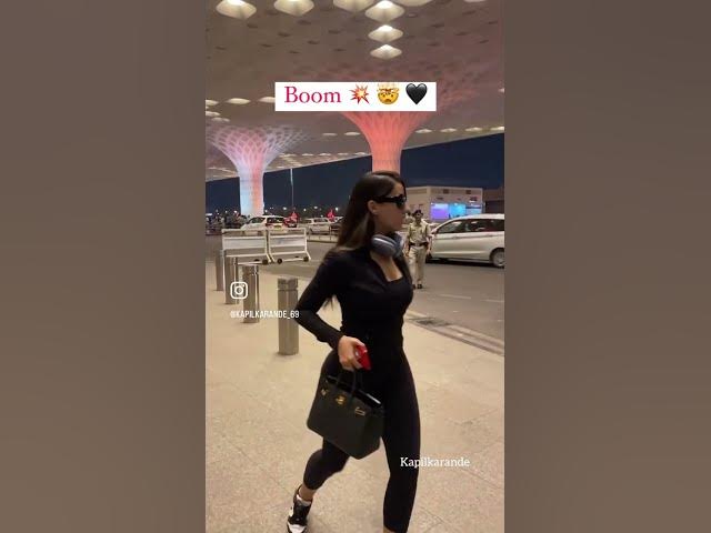 Video thumbnail for Nora Fatehi's Airport Style bold look 🔥🔥🔥! ✈️💃