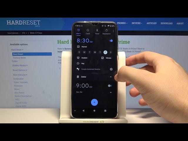 Video thumbnail for How to Set Up an Alarm Clock in ZTE Blade 10 Prime - Customize an Alarm Clock