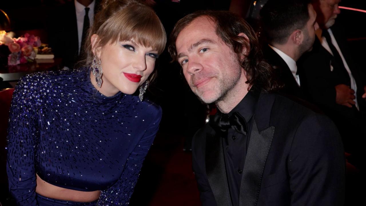 Video thumbnail for UNCAPTIONED: Aaron Dessner denies Gracie Abrams's song Death Wish is about Taylor Swift.