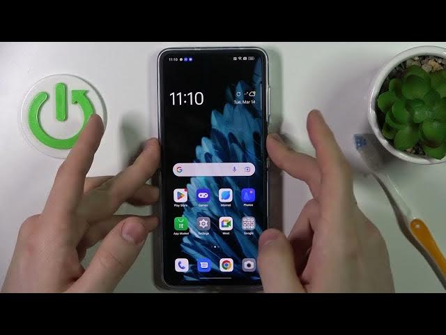 Video thumbnail for How to Clean a USB Port Using Household Items