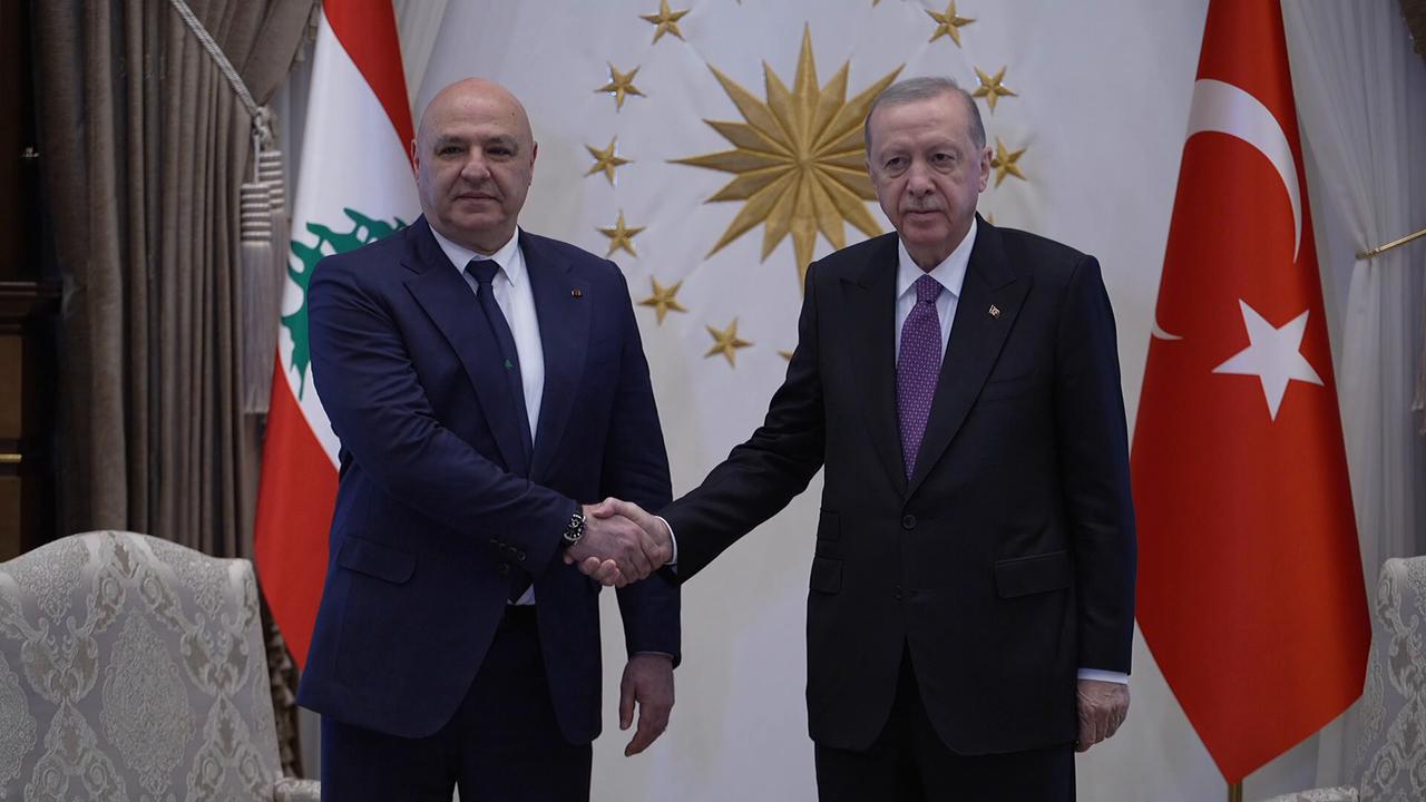 Video thumbnail for Türkiye: Turkish president meets Lebanese counterpart in Ankara.