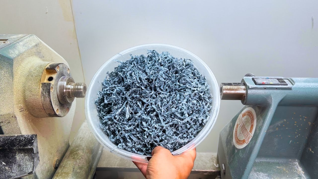 Video thumbnail for Shredded Denim into a Mini VASE - Woodturning