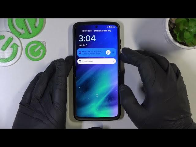 Video thumbnail for Motorola Razr 2022 - All Unlock Methods