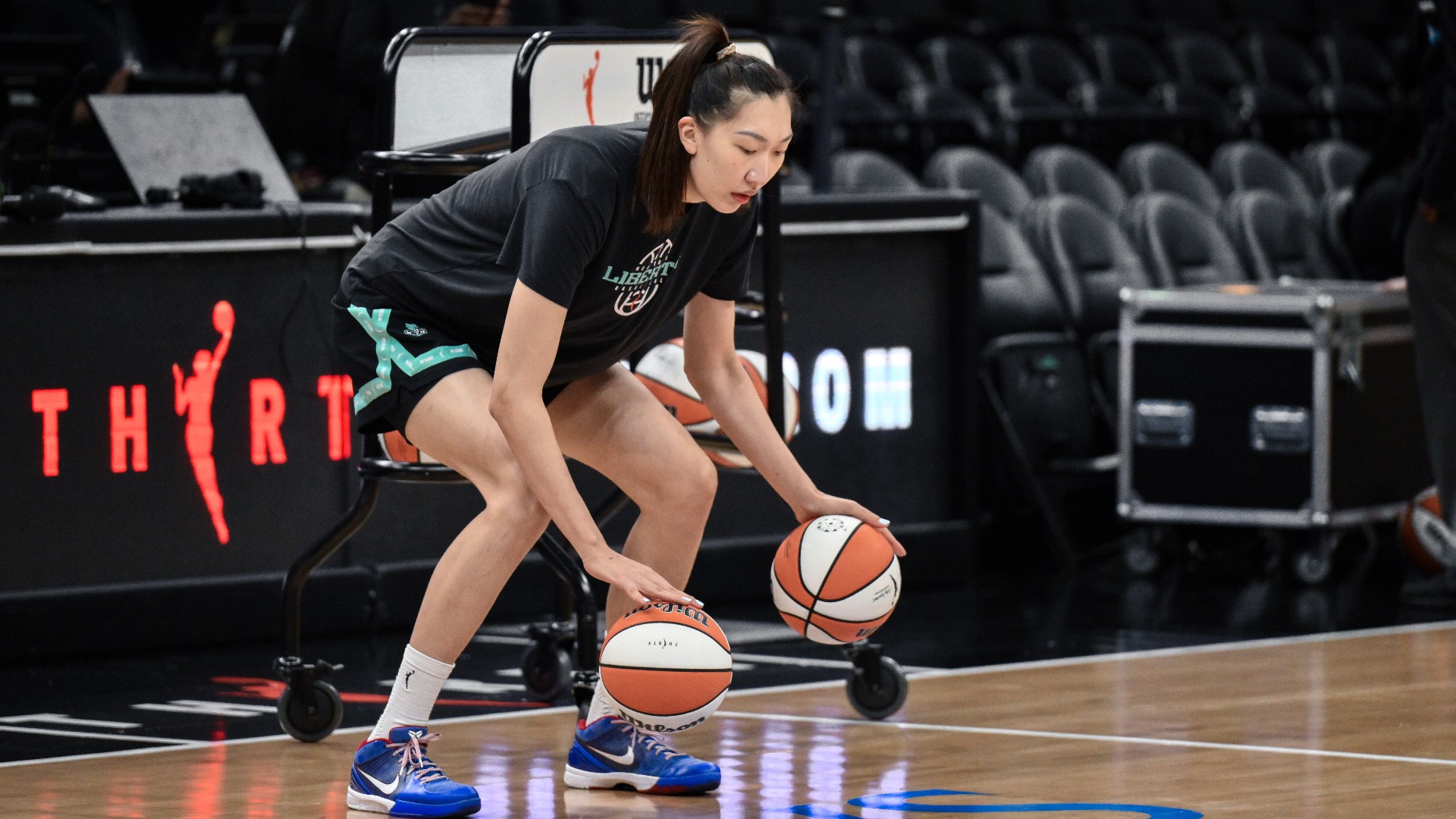 Video thumbnail for Han Zu Leads China in FIBA and Shines with Perth Lynx