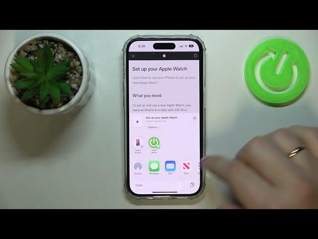 Video thumbnail for How to Bookmark on iPhone 14 Series Device - Plus / Pro / Pro Max