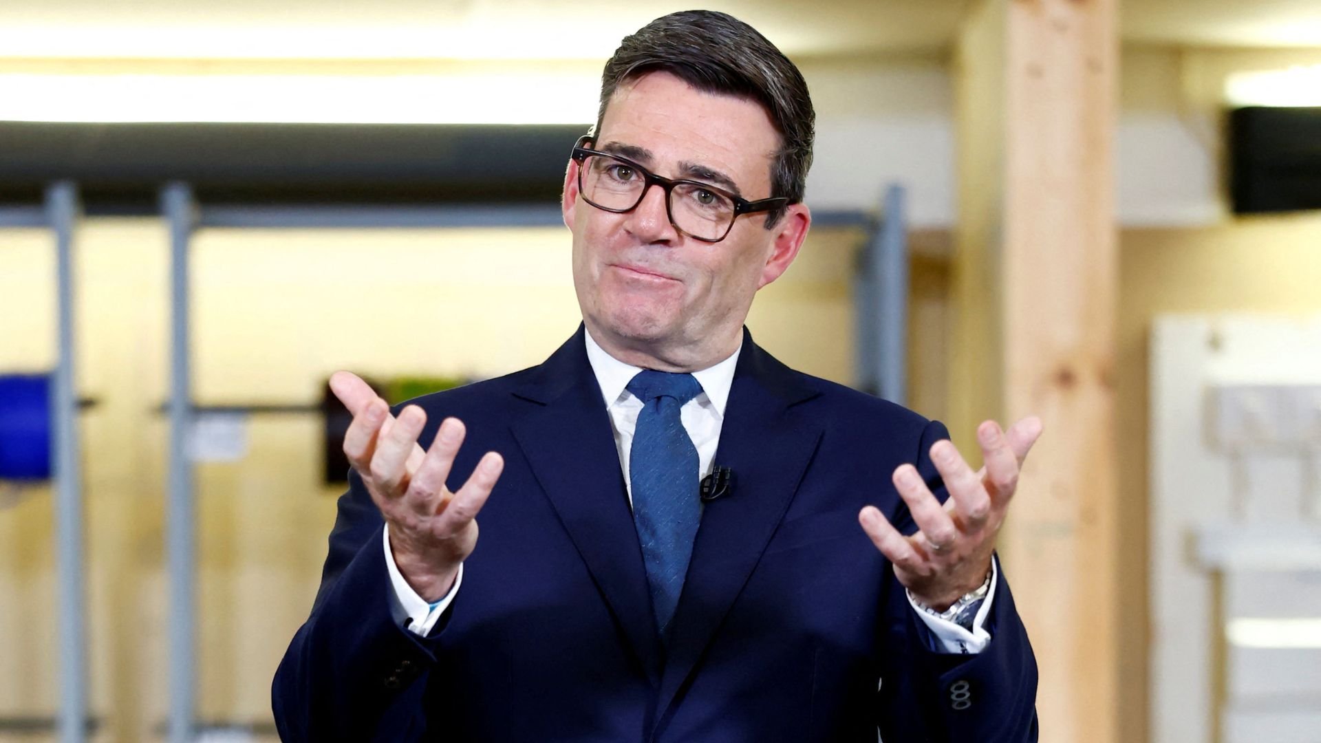 Video thumbnail for Andy Burnham’s UK foreign policy tested by Brexit, US ties and Iran war