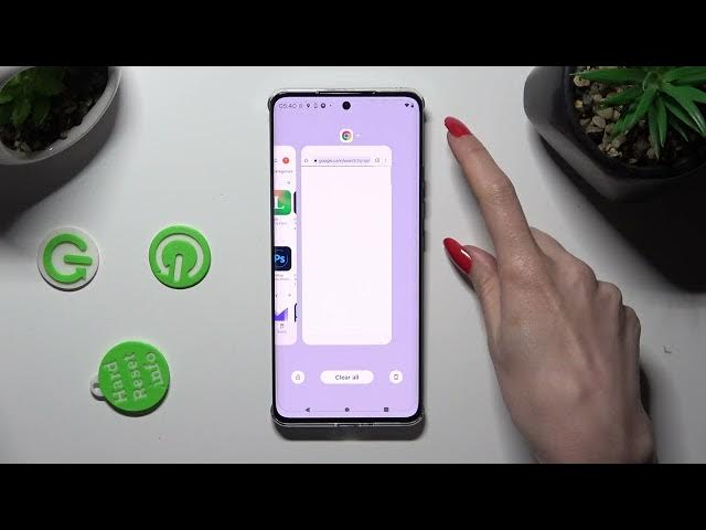 Video thumbnail for How to Enter Split Screen Mode on Motorola Edge 40?