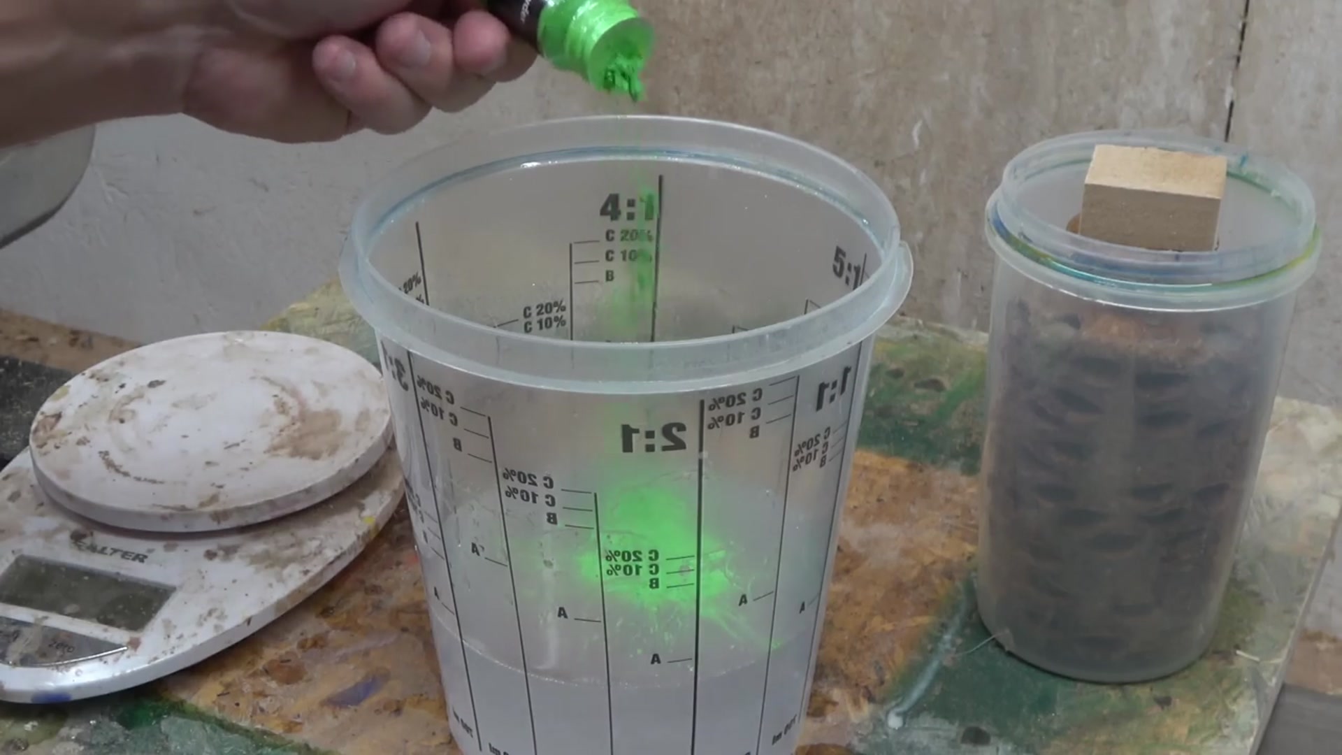 'Video thumbnail for Turning an Extraterrestrial Object and Green Slime??'