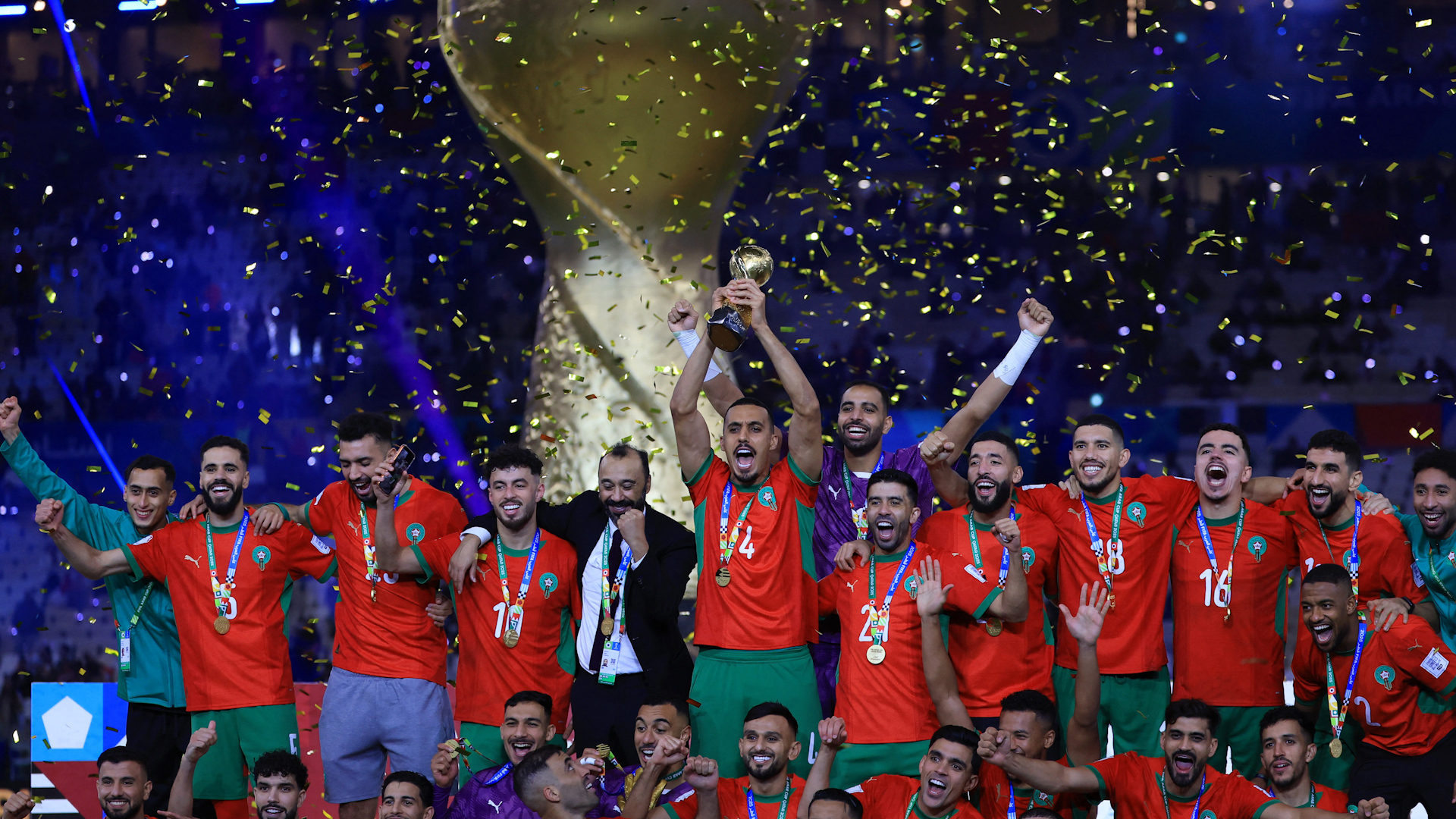 Video thumbnail for Morocco players and fans celebrate winning Arab Cup