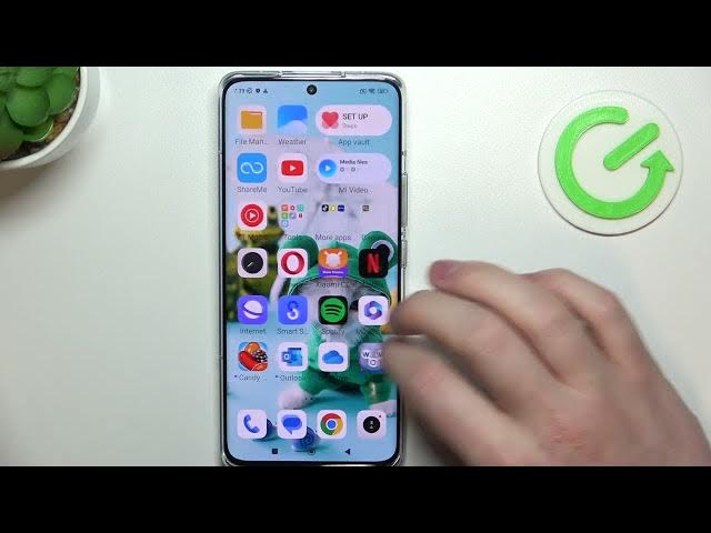 Video thumbnail for How to Make an Emergency Call in the UK on Xiaomi 13 Pro / Reach UK Helpline