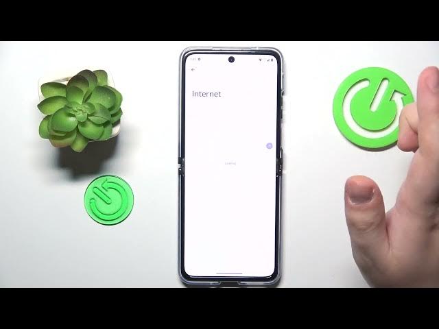 Video thumbnail for How to Check the Data Usage on a MOTOROLA Razr 40 Ultra - WiFi & Cellular Usage
