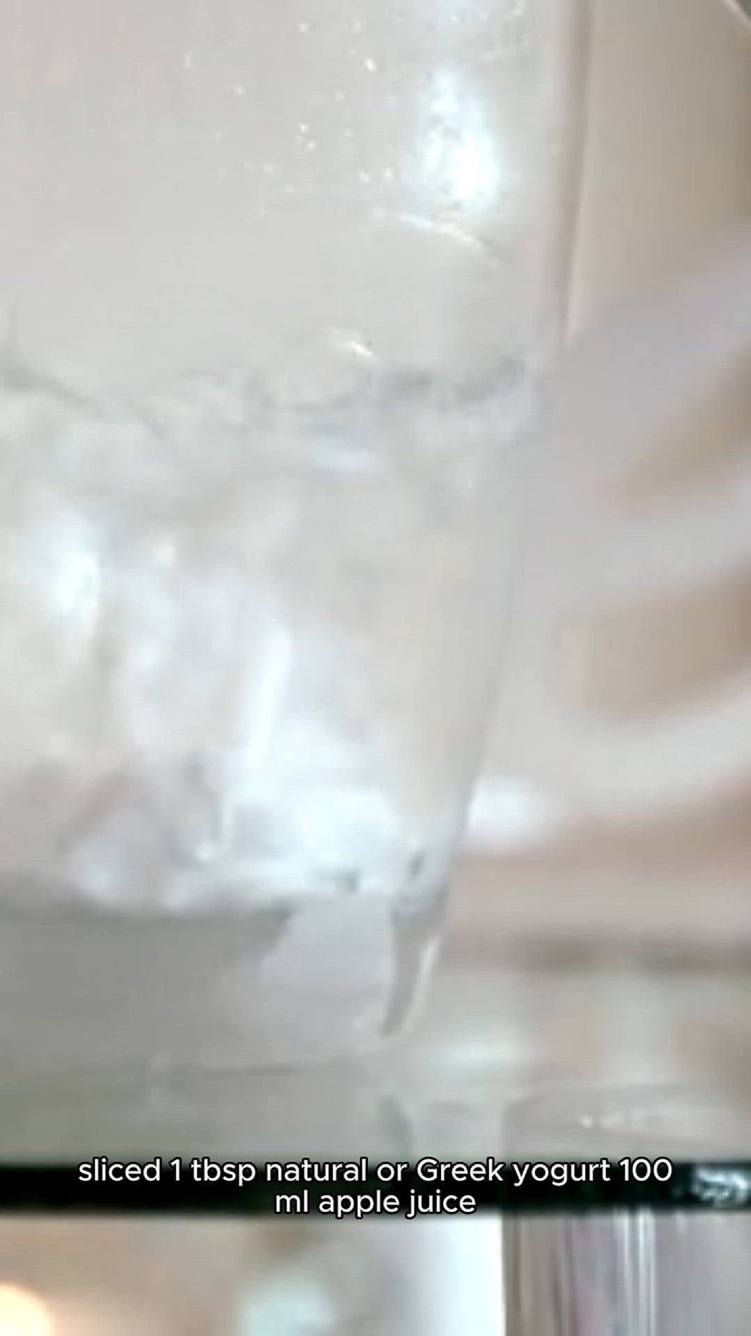 Video thumbnail for blueberry smoothie recipe