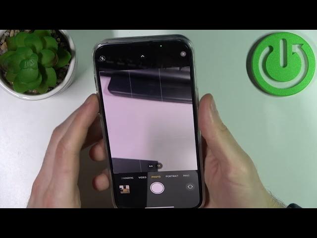 Video thumbnail for How to Use Camera Volume Buttons on iPhone 14 Plus for Burst Photo