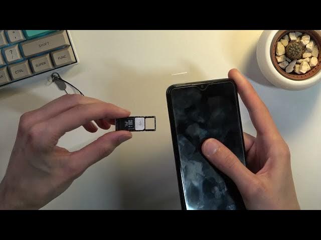 Video thumbnail for INFINIX Hot 11 Insert SIM & SD Card