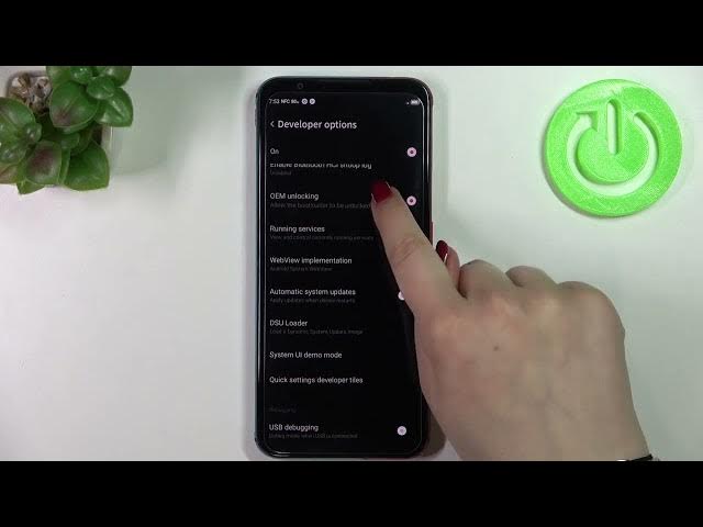 Video thumbnail for How to Turn On the Auto System Updates on the NUBIA Red Magic 5S