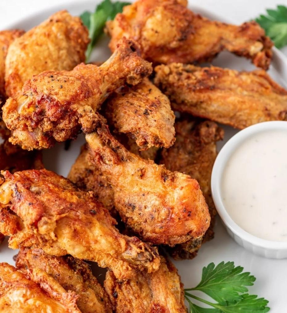 'Video thumbnail for Crispy baked chicken wings Recipe '