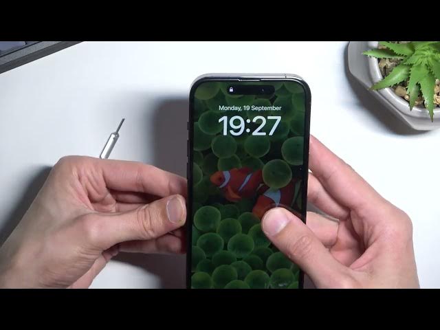 Video thumbnail for How to Insert Nano SIM Card into iPhone 14 Pro?