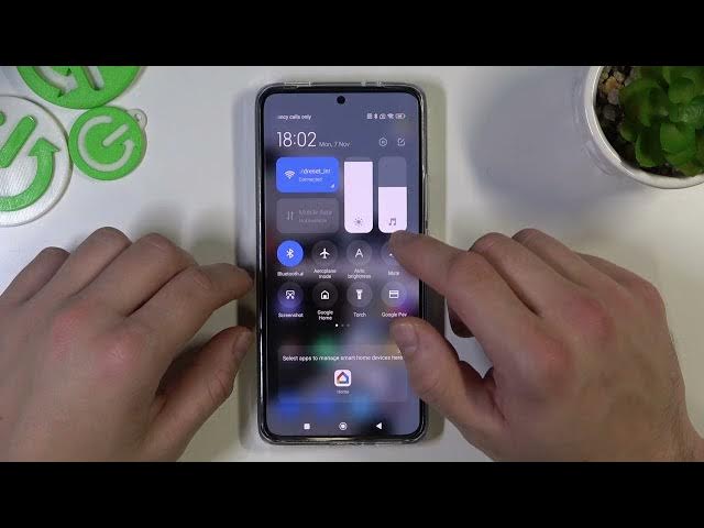 Video thumbnail for How to Manually Change the Display Brightness on the XIAOMI 12T