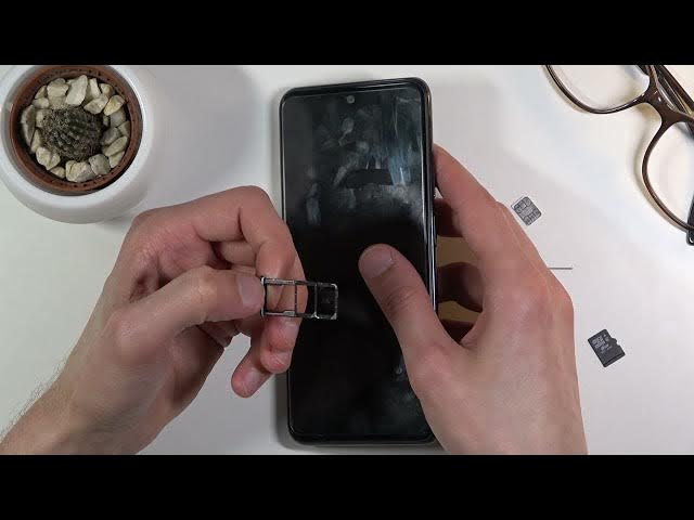 Video thumbnail for How to Insert SIM and SD Card in Xiaomi Redmi Note 10 – Extend Memory / Use Mobile Network