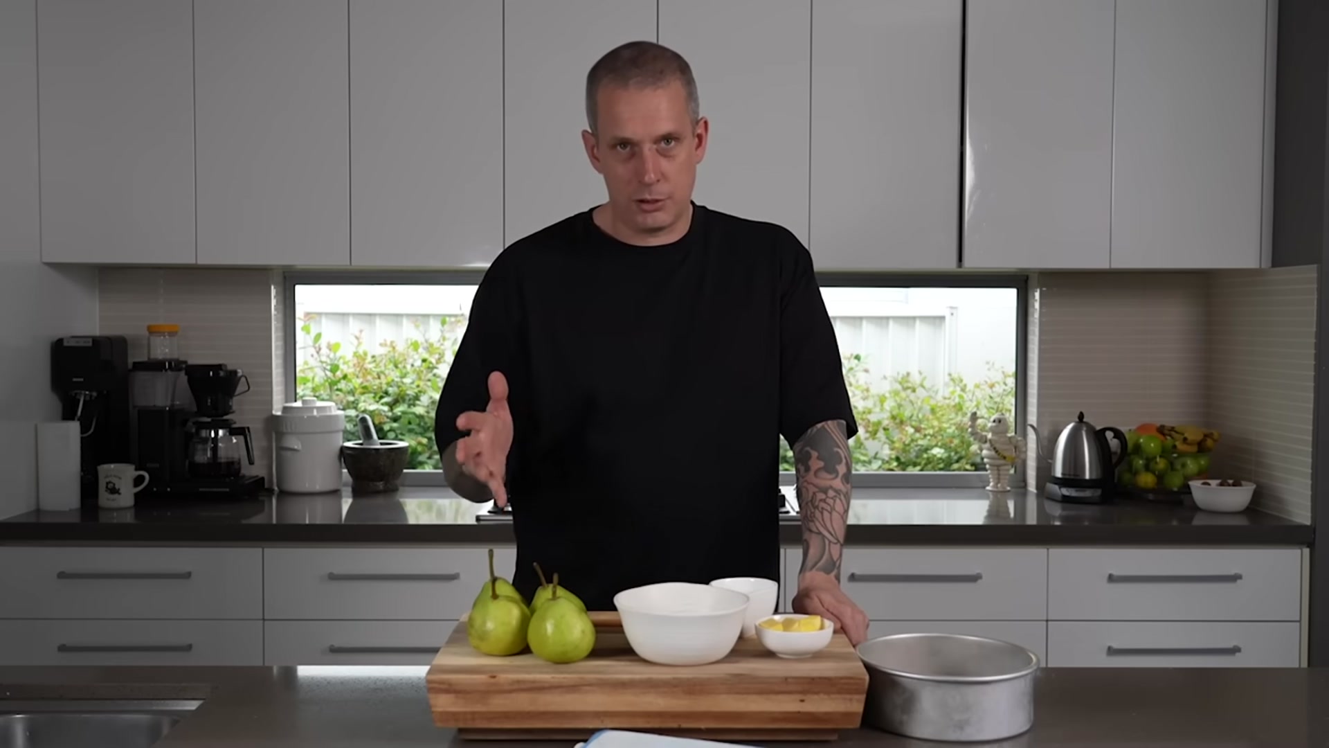 Video thumbnail for A favourite dessert in our house simple Pear Tarte Tatin(720P HD)