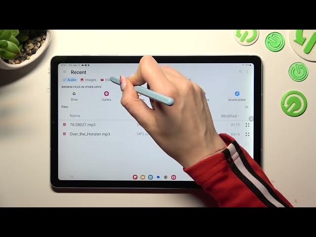 Video thumbnail for How to Add Audio or Video Files to a Text Message on Samsung Galaxy Tab S6 Lite 2022?