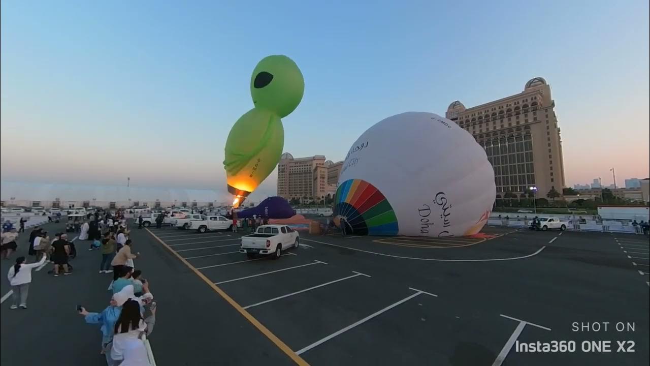 'Video thumbnail for Qatar Hot Air Balloon preparation in just 1 minute - 8x speed.'