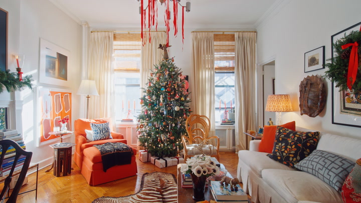 Video thumbnail for House Tour: This Designer's Small NYC Apartment Is Full of Festive (and Clever!) Holiday Decor Inspiration