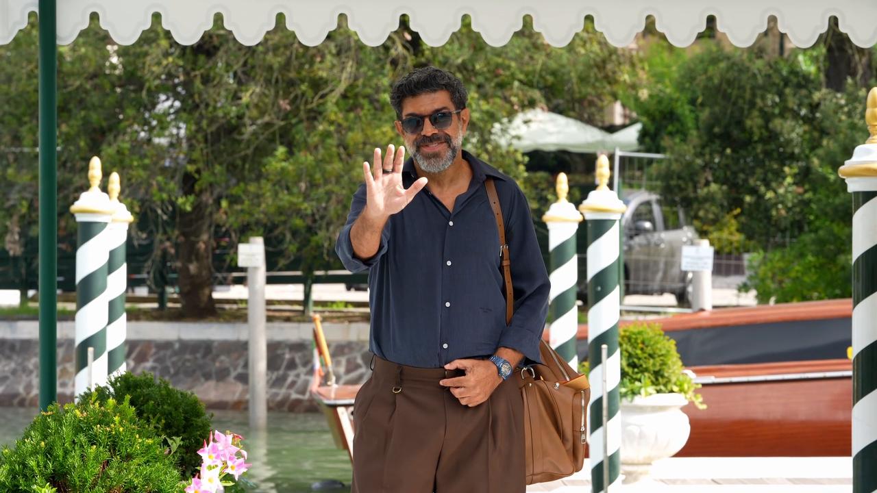 Video thumbnail for Venezia, 83rd Venice International Film Festival 2026, Giorno 9 - Arrivi all’imbarcadero - Pierfrancesco Favino.