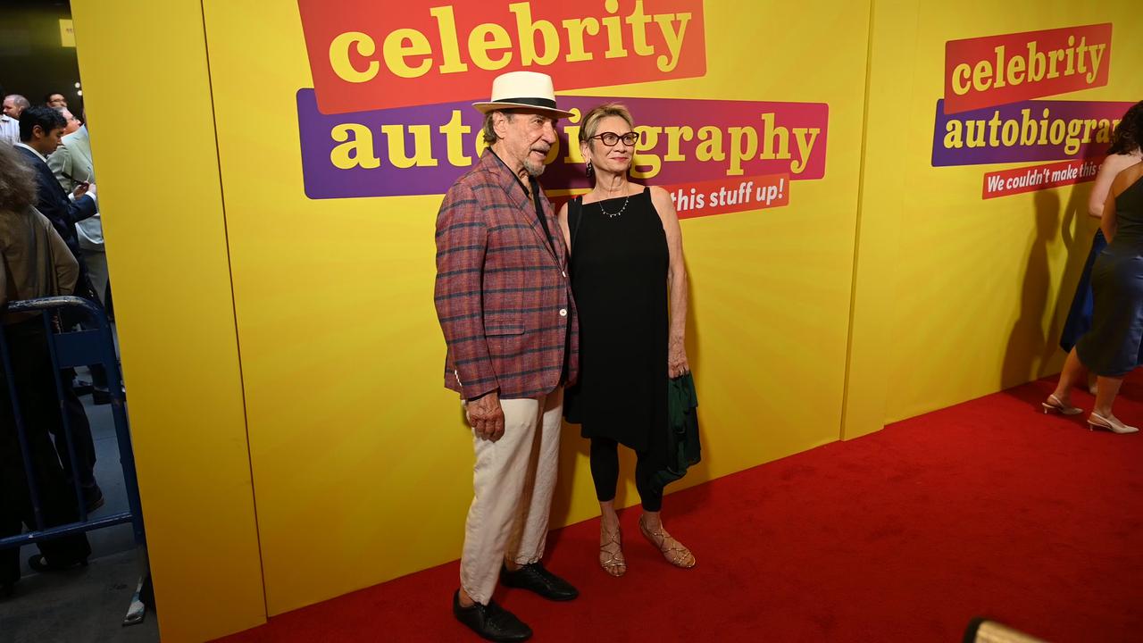 Video thumbnail for "NY: "Celebrity Autobiography" Broadway Opening Night�- Arrivals" 10.
