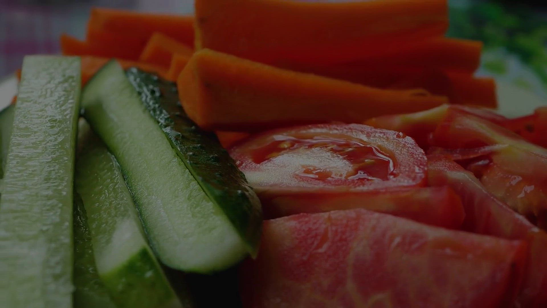 Video thumbnail for Quick and Refreshing 5-Minute Cucumber Salad