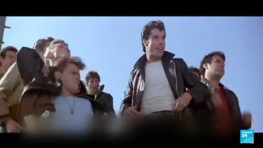 Video thumbnail for John Travolta feted at Cannes and receives suprise honory Palme d'Or