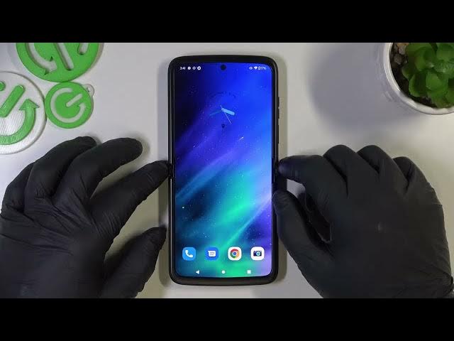 Video thumbnail for Motorola Razr 2022 - Does It Have Camera Slow Motion