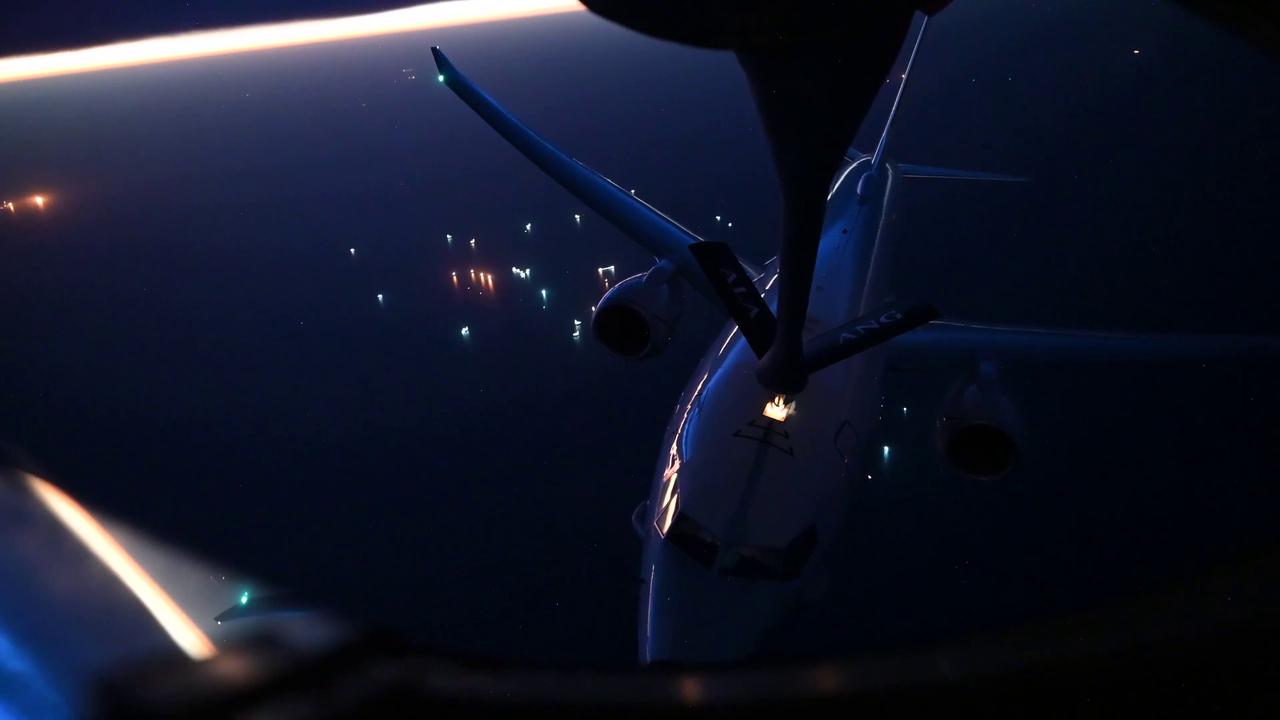 Video thumbnail for Yemen: Navy Patrol Aircraft Refueled Mid-Air Over U.S. Central Command Region.