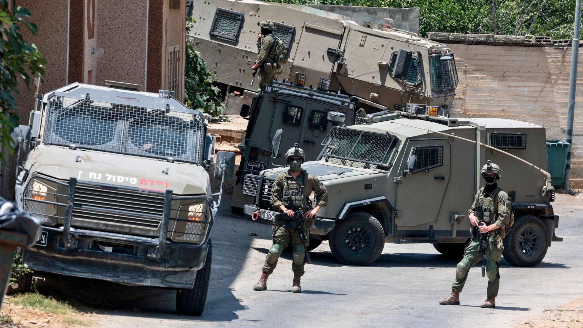 Video thumbnail for Israel arrests dozens of Palestinians in West Bank amid settler attacks