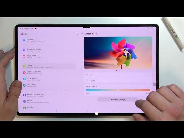 Video thumbnail for How to Find Display Settings on Samsung Galaxy Tab S8 Ultra – Manage Display Settings