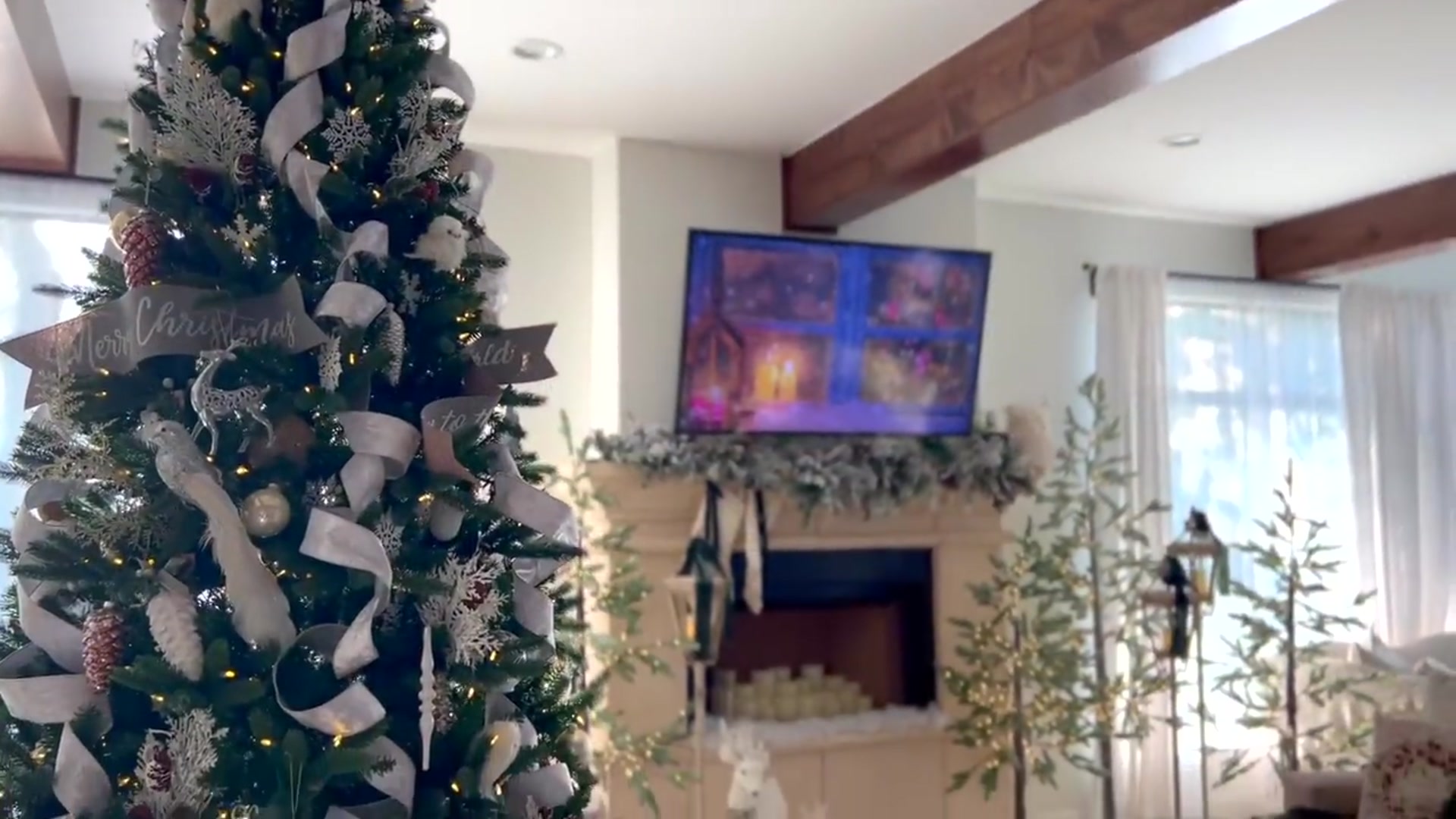 Video thumbnail for CHRISTMAS HOME TOUR _ WHOLE HOUSE HOME TOUR _ CHRISTMAS DECORATIONS 2021(720P_HD)