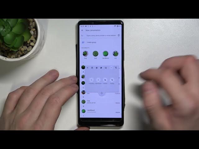 Video thumbnail for How to Fix Floating Keyboard on SONY XPERIA 5 III - Close Floating Keyboard