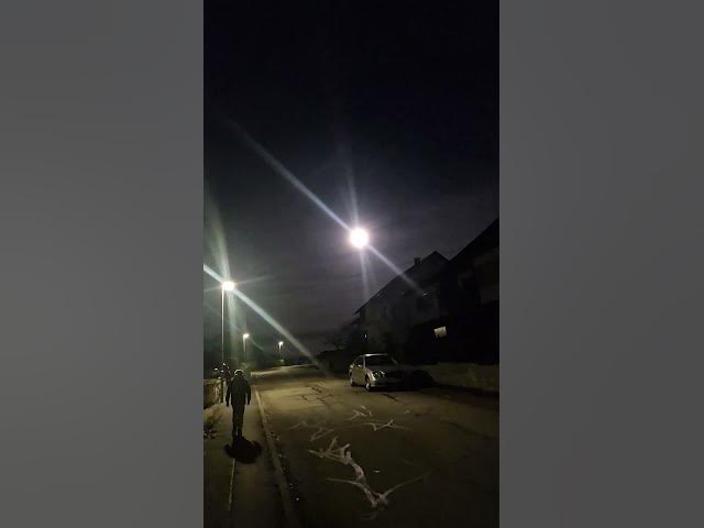 Video thumbnail for mond strahl heller denn je