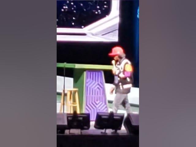 Video thumbnail for His shoes shoes 👞 👟 😍 #ye #president presi