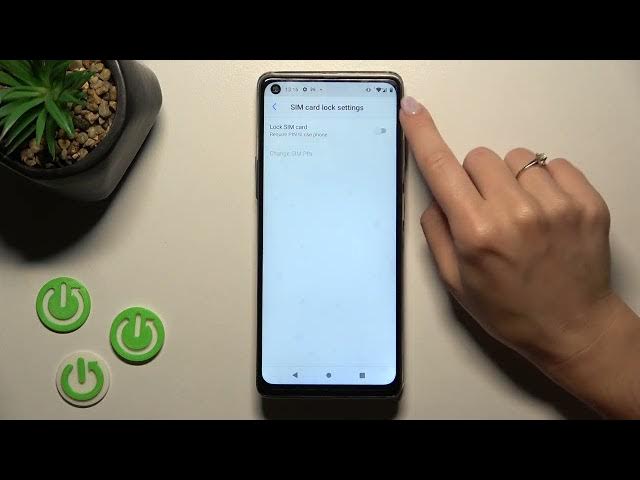 Video thumbnail for How to Lock a SIM Card with a PIN Code on the CUBOT Max 3