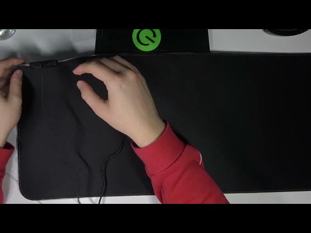 Video thumbnail for Fantech RGB Mouse Pad Soft Clotch MPR800s UNBOXING & REVIEW