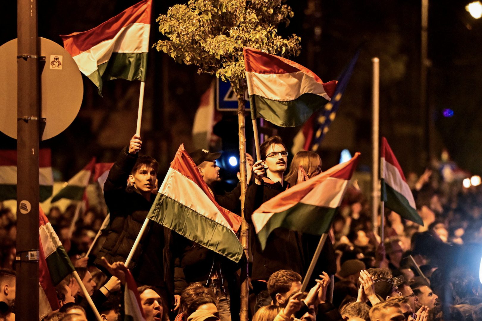 Video thumbnail for Celebrations in Hungary after Orban ousted in landmark election