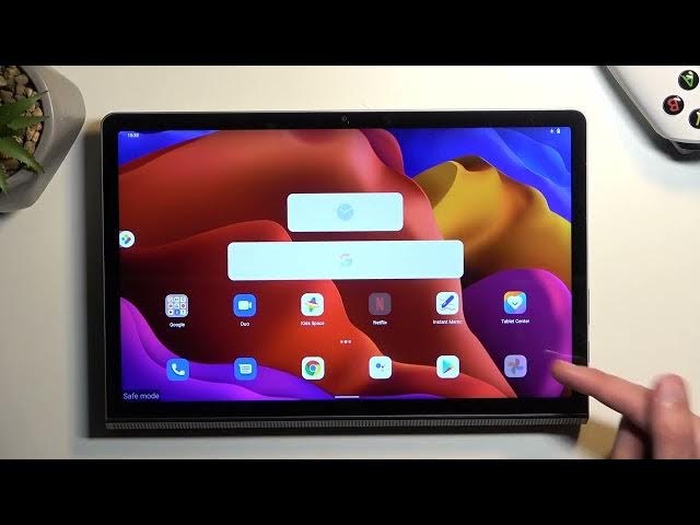Video thumbnail for How to Boot Into the Safe Mode on a LENOVO Yoga Tab 11 - Disable All Third Party Apps