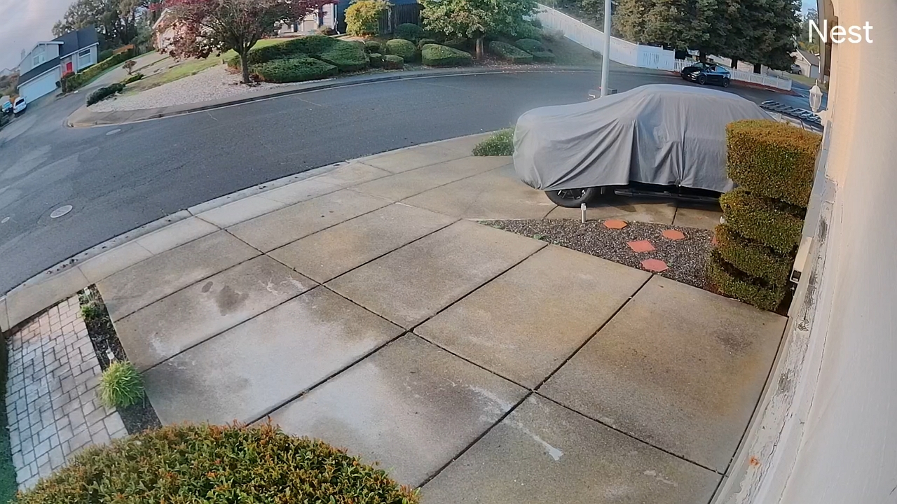 Video thumbnail for Unattended Pickup Truck Rolls Into Parked Car in Vallejo