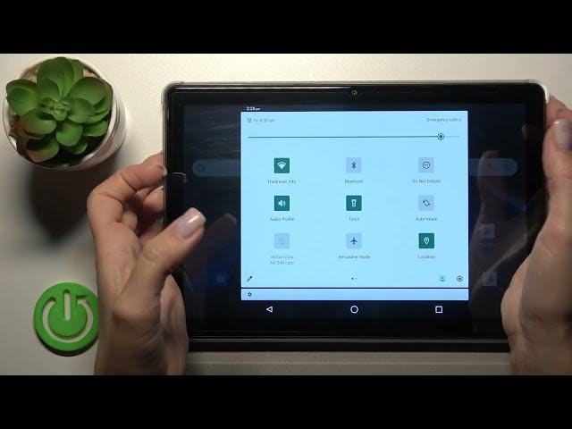 Video thumbnail for How to Switch On Flashlight – Find Torch Mode on CUBOT Tab 10